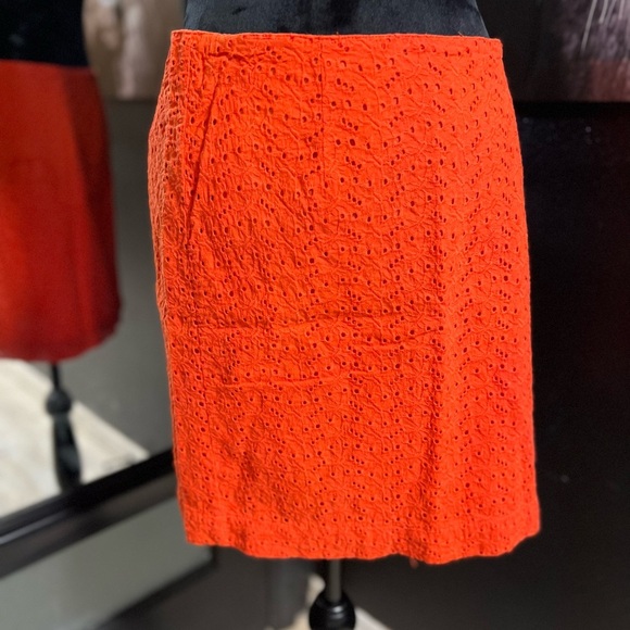 🧡EUC- L.L.BEAN, FAVORITE FIT, PENCIL SKIRT SZ 8 PET.🧡 - Picture 1 of 6